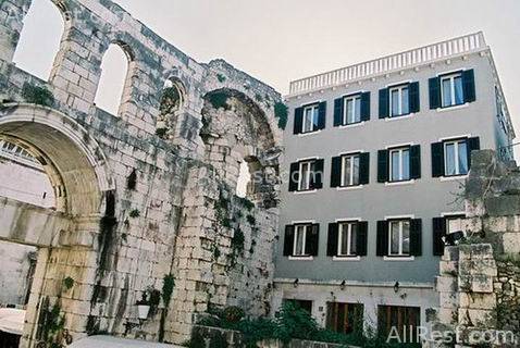 Peristil Hotel 7